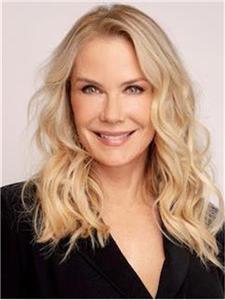Katherine Kelly LANG